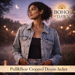 🌿 Pull&Bear Cropped Denim Jacket • Distressed Raw Hem Size Medium